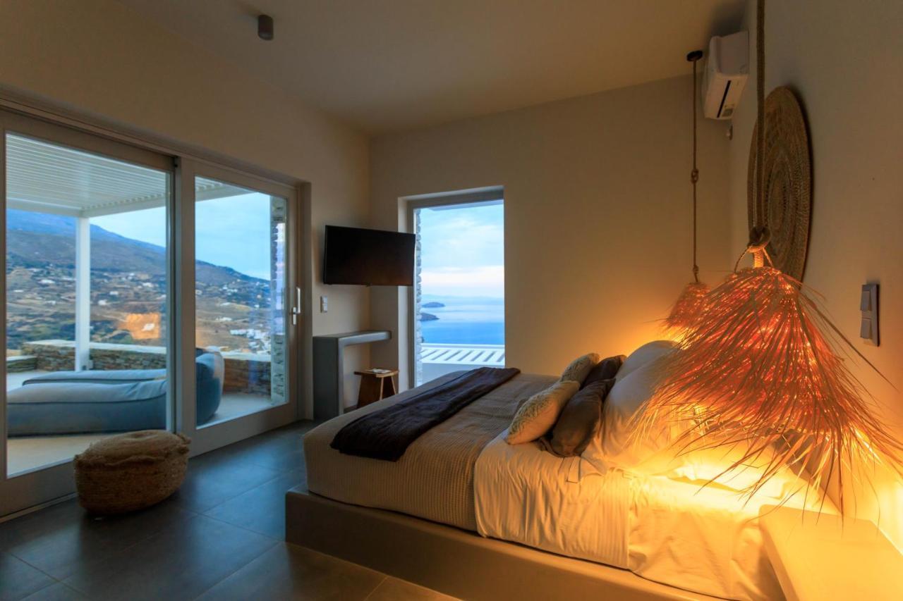 Iliades Luxury Boutique Suites Batsi  Exterior photo